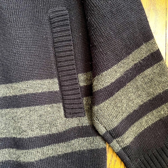 Vince Double Breasted Navy Blue Sweater Jacket with Grey Stripes - Picture 5 of 11